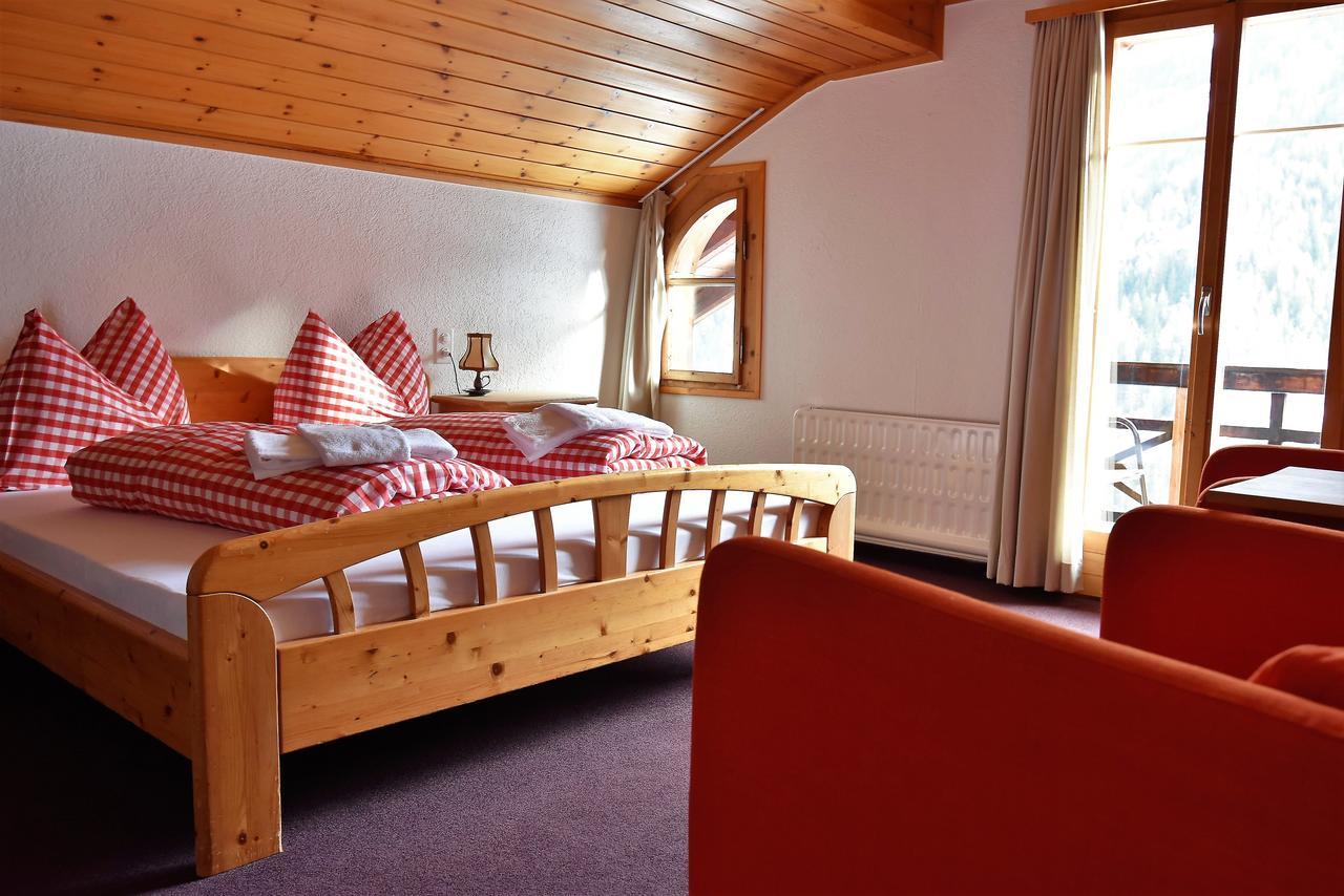 Alpina Lodge Bed & Breakfast Tschiertschen Esterno foto